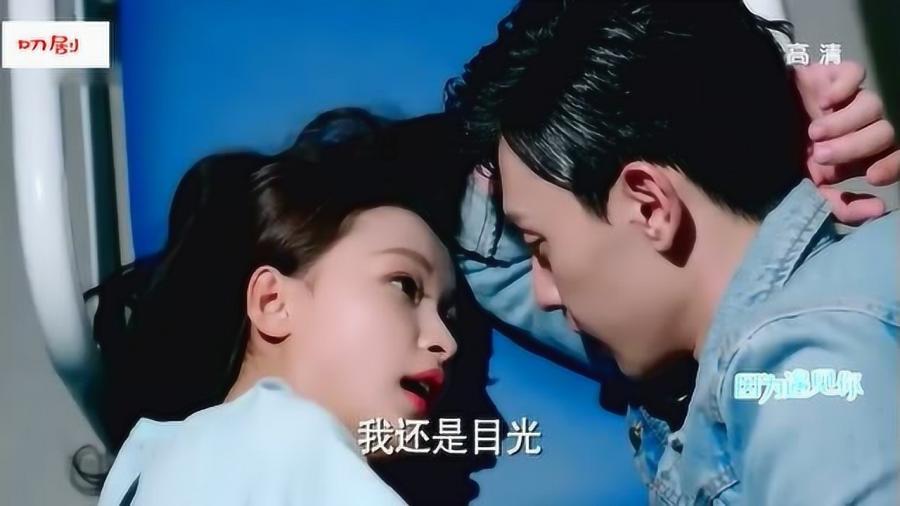 夏季的时尚女孩